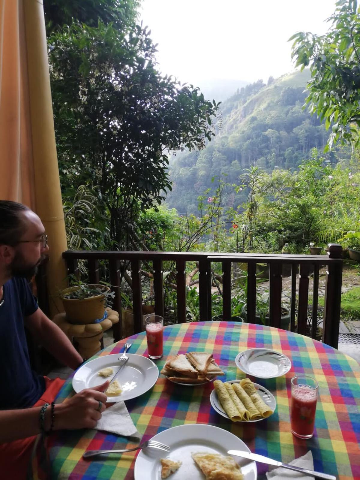 Bed and Breakfast Pasan Guest Ella Zewnętrze zdjęcie